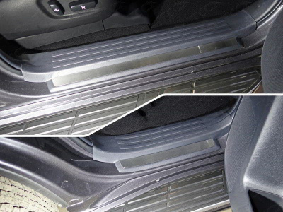 Toyota Land Cruiser Prado (18–) Накладки на пластиковые пороги (лист шлифованный) 4шт